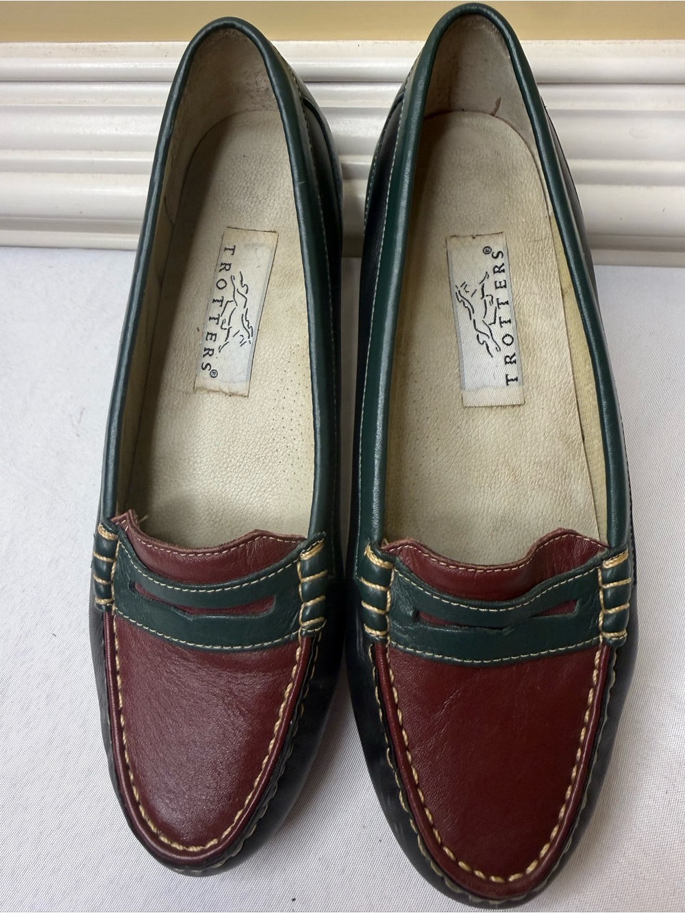 Vintage Red & Green Trotters Penny Loafers